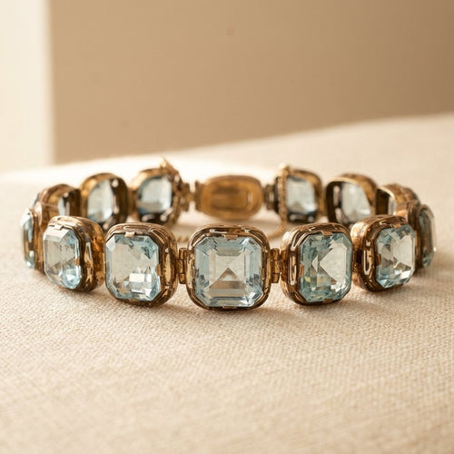 Azure Tide Bracelet with Refined Everyday Detail